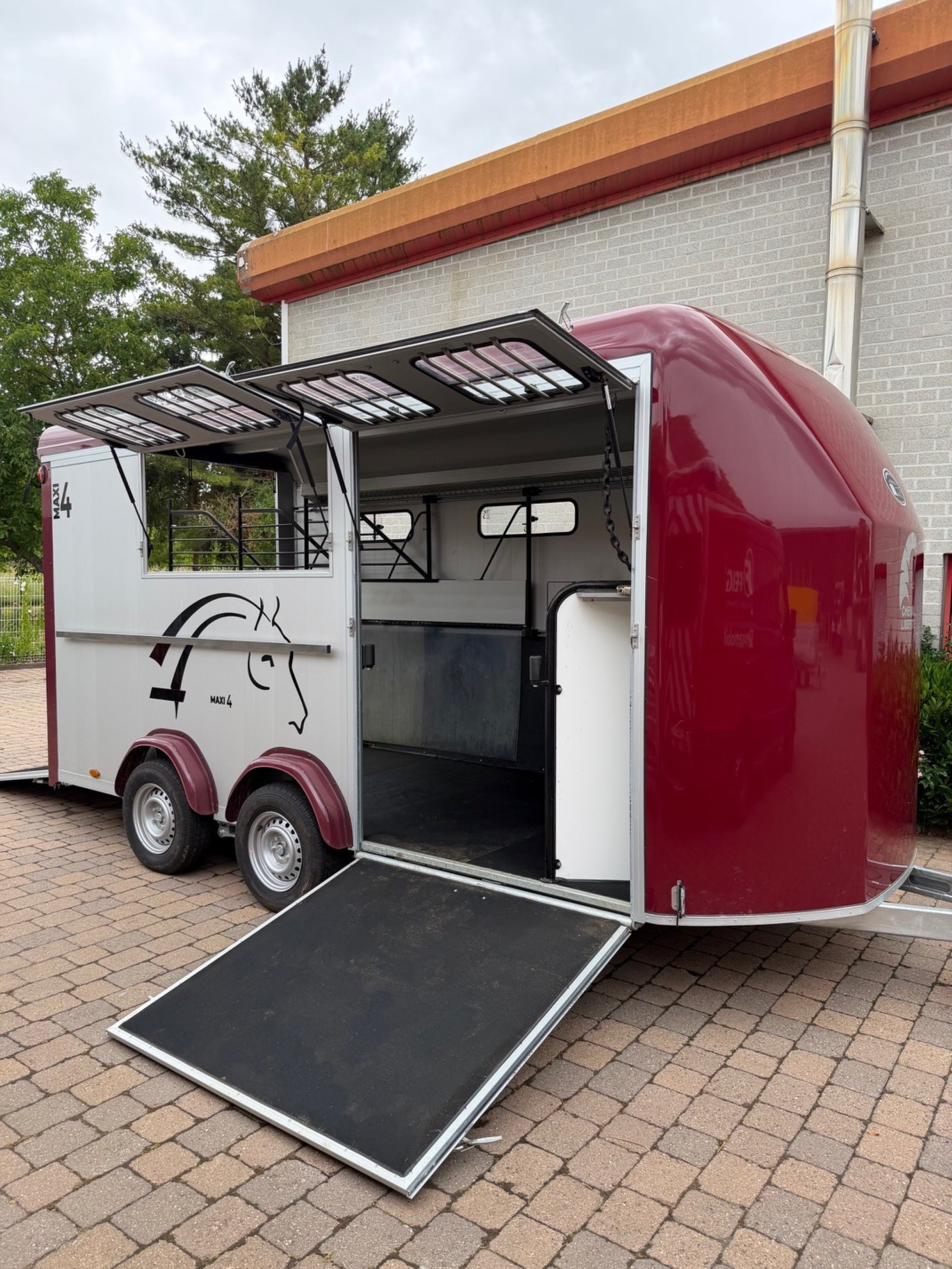 Pferdetransporter Optimax F Pullman V2